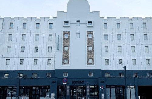 Le Bourget Hotel | Kyriad Le Bourget Centre- Parc Des Expositions