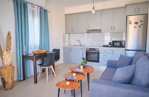 Kithira Apartment | Kythira Echoes Stay – Lithari: Stylish 1-Bedroom in Nature with WiFi & AC