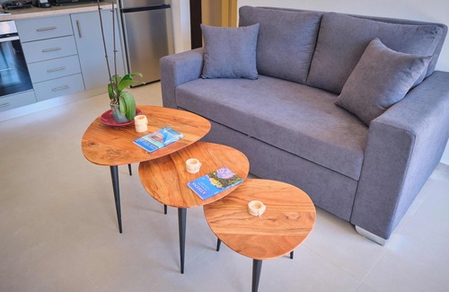 Kithira Apartment | Kythira Echoes Stay – Lithari: Stylish 1-Bedroom in Nature with WiFi & AC