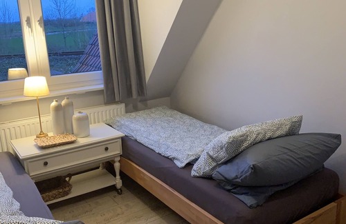 Harsweg House | Lüttes Huus, Liebevoll Eingerichtet, Hundefreundlich, Nahe dem Emder Stadtwald