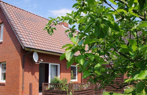 Pogum House | Lüttje Glück 1 - Holiday home Lüttje luck 1 and 2, 45225