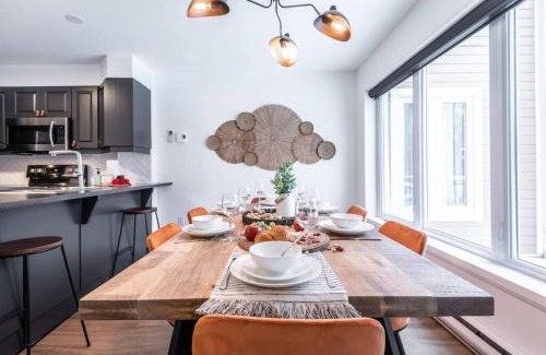 Mont-Tremblant House | L'Érablière Tremblant Ski Inout Condo W 2bdrs