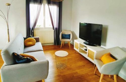Nuits-Saint-Georges House | L'étape Nuitonne - Gîte avec jardin pour 6 personnes