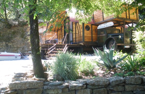 Les Vans Ski Chalet | L'1solite unique creation boat jacuzzi tiny house 5 pers-tout confort