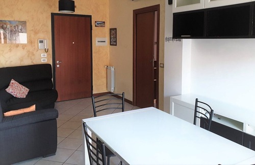Zona LI La Storta House | L'abbraccio di una casa