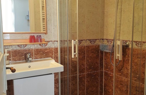 Tautavel House | L'Abri Sous Roche - Chambres d'hôtes