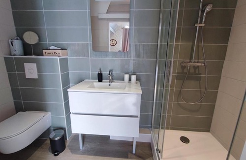 Hamars Bed & Breakfast | L'ABRIGIT chambre D-DAY