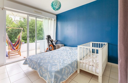 Urt Apartment | L'Adour - Appt avec terrasse vue montagne