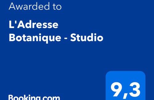 Hochelaga-Maisonneuve Apartment | L'Adresse Botanique - Studio