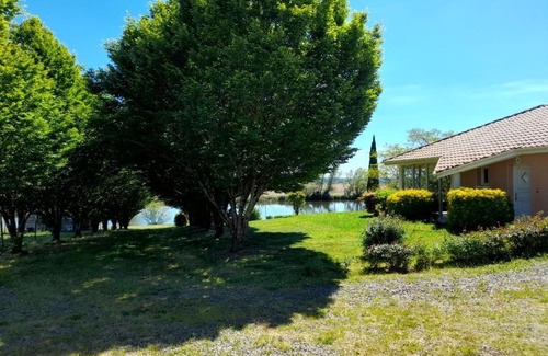 Aire-sur-l'Adour House | L'allee des charmes