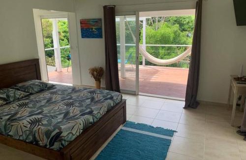 Terre-de-Haut House | L'Amandier