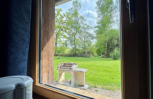 Flancourt-Catelon House | L'Ancienne Écurie with fireplace and garden: An Authentic and Friendly Escape