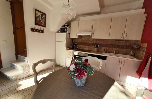 Sablet House | L'angélus, charming gîte in the heart of the old village of Sablet