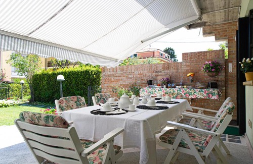 Fano Bed & Breakfast | L'Angolo di Lore B&B