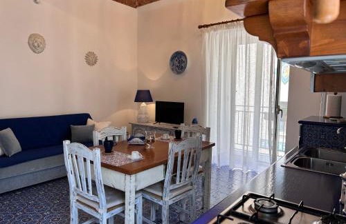 Santo Stefano di Camastra Apartment | L'Antico Palazzo