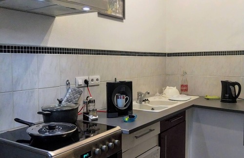 Millau Apartment | L'appart Millau - City Centre - Holiday Apartment with Wi-Fi and Free Parking