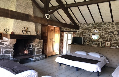 Saint-Fulgent Bed & Breakfast | L'arbre D'alaïs