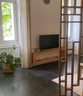 Citta Nuova-Barriera Nuova-San Vito-Citta Vecchia Apartment | L'arco Trieste - Studio Planzer