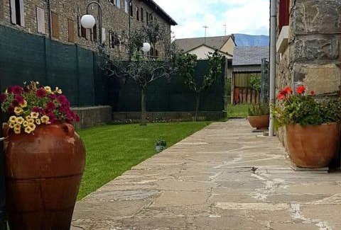 Ainsa Apartment | L'arome de Ainsa