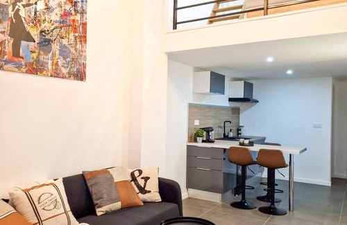 Centre Ville Apartment | "L'atelier C" magnificent loft with private terrace
