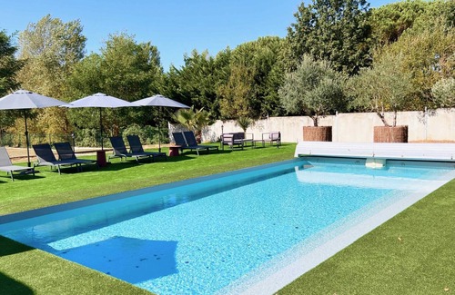 Montauban Villa | L'atelier Insolite - Heated Pool