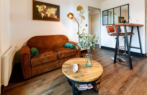 Albi Apartment | L'Atelier St James - Appt avec chambre climatisée, parking privé et piscine
