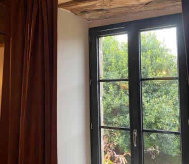 Mont-Dol Apartment | L'Ecurie, gîte du Haut