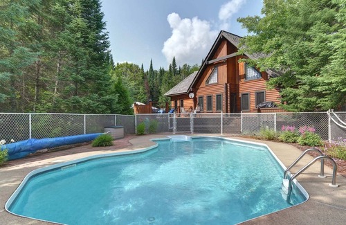 Saint-Faustin-Lac-Carre Ski Chalet | L'Eden CITQ#304470 Su