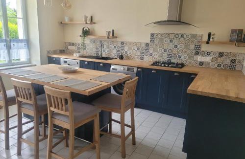 Sens-Beaujeu House | l'Eden du sancerrois
