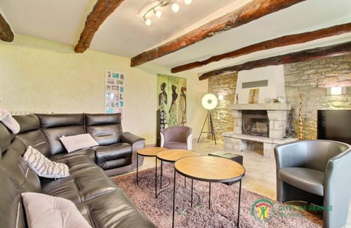 Locoal-Mendon House | L'entre Deux - Locoal Mendon