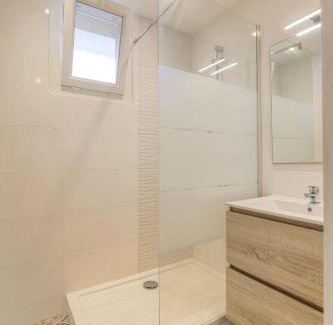 Villefranche-sur-Saone Apartment | L'Escale, Appartement 2 chambres avec Balcon, Villefranche
