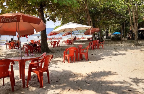 Jabaquara House | L. GAEL BEACH HOUSE A PARADISE WAITING FOR YOU.