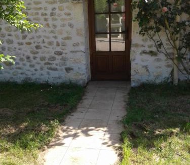 Montpellier de Medillan House | L'Hégoa
