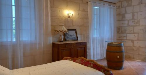 Cadillac-en-Fronsadais Bed & Breakfast | L'HERMITAGE D'ALIENOR