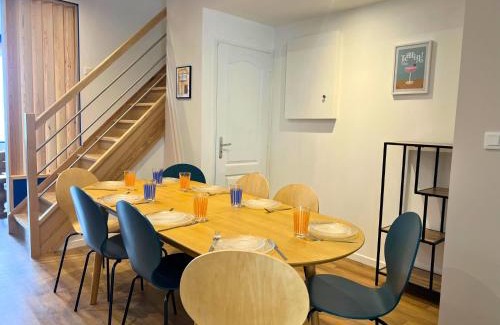 Bourbourg Apartment | L'Horizon Bleu - Appartement 4 chambres avec cour au centre Bourbourg