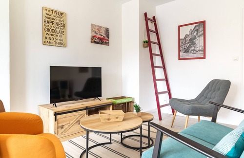 Zola Apartment | L'Ingénieux - Appt près de la Place Zola