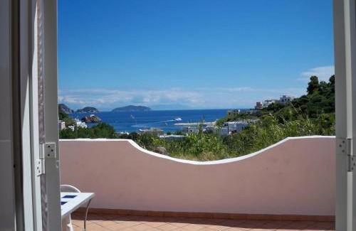 Ponza Apartment | L'Isolana Case Vacanza Luna 2