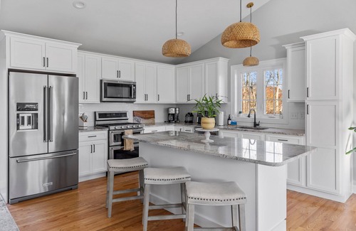 Saunderstown House | L new house in South Kingstown