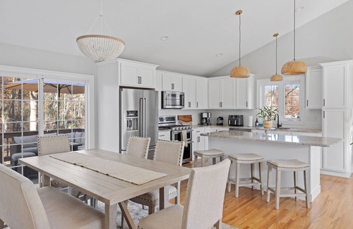 Saunderstown House | L new house in South Kingstown