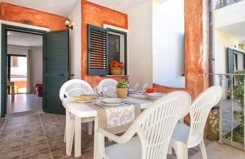 Trinita d'Agultu Apartment | L'Oasi Trilo A2 by Interhome