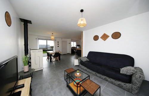 La Lucerne-dʼOutremer House | L'Océraline - Maison avec jardin et wifi