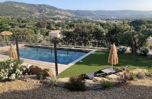 Preconil Apartment | L'Oranger apartment, panoramic view of the village and hillsides