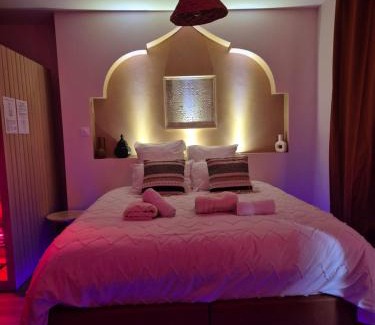 Serrieres Apartment | L' Oriental Suite de Luxe