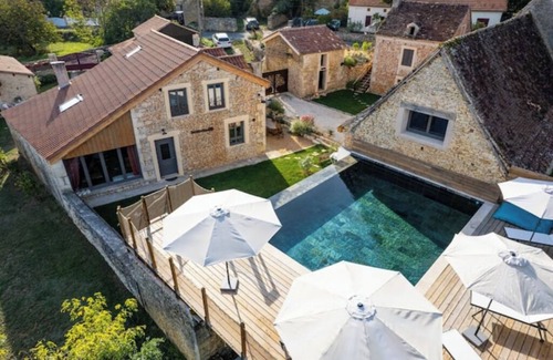Brouchaud House | L'ostalada : Gîte et Balnéo