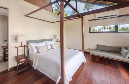 Catangnan Resort | L'Osteria Luxe Beachfront B&B