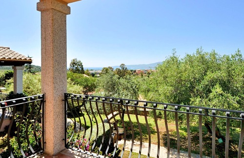 Case Peschiera-Lu Fraili Apartment | L'Uddastru bilo by Interhome
