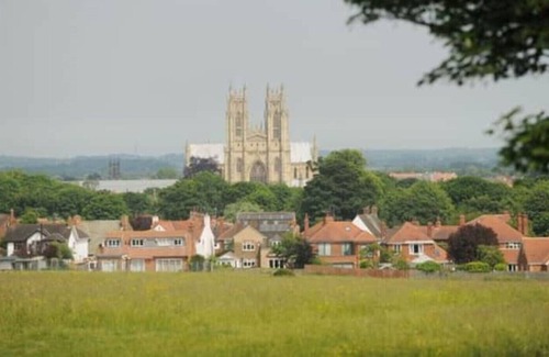 Beverley Apartment | L1* LUXURY *TOWN CTR* NEW REFURB *18TH CENTURY*