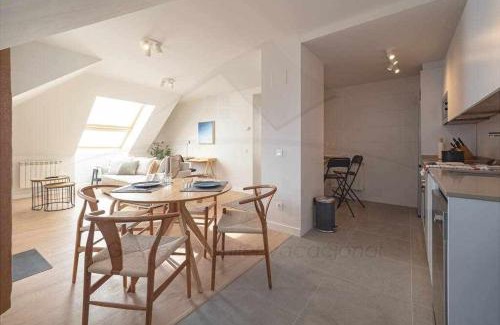 Distrito Llano Apartment | La Atalaya de Xixón