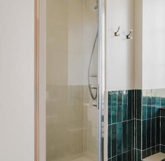 Pontorson Apartment | La Baie - Appartement de charme entièrement équipé à 5min du Mont St Michel