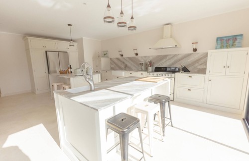 Saint-Cyr-sur-Mer Villa | La Bastide D'eau, Exceptionnel Classée 5 , Piscine, Proche Mer, 14 Couchages,